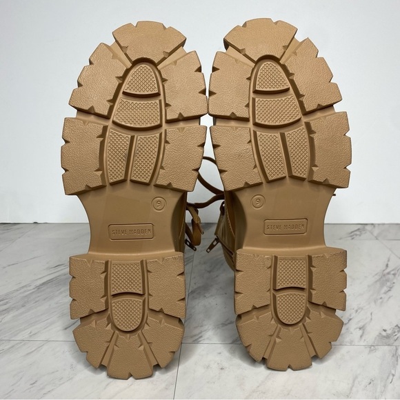 Steve Madden Thora Tan Chunky Lug Sole Lace Up Boot 9M - Picture 13 of 14